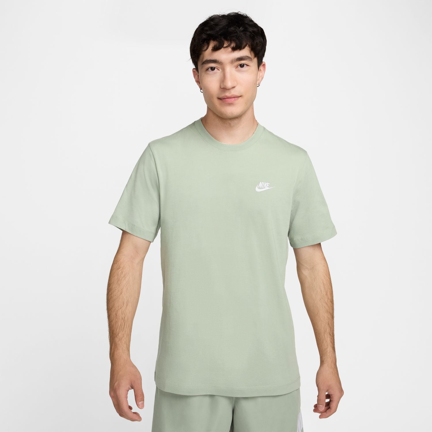 ★ Nike★ Sportswear Club T-Shirt M Jade Horizon AR4999371 Big & Tall Nike Sportswear Club Tee Color: Jade Horizon Size