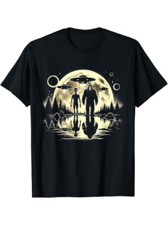 Bigfoot And Alien Moon Ufo Extraterrestrial Sasquatch Gifts T-Shirt