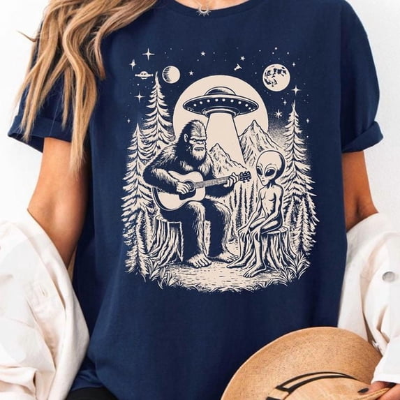 Bigfoot Playing Guitar With Alien And UFO Vintage 90s Shirt, Bigfoot And UFO Tshirt, Men's And Women's Graphic Tee 100% Cotton by TBun, Full Sizes S-5XL