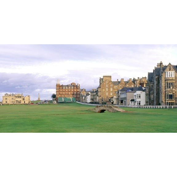 Biggies St. AndrewsPhotograph Golf Mural, Medium