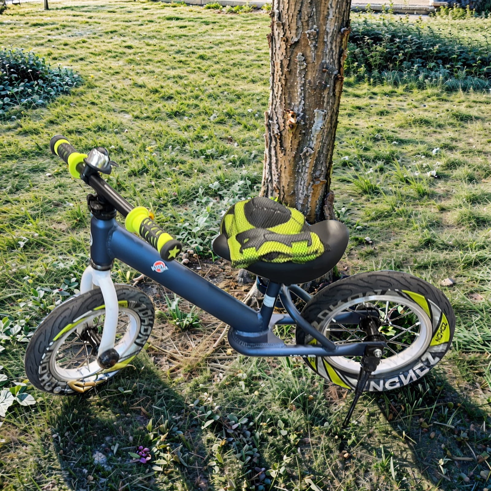 Bigleap 12" Balance Bike with Protective Gear for 26 Yr Olds, Unisex