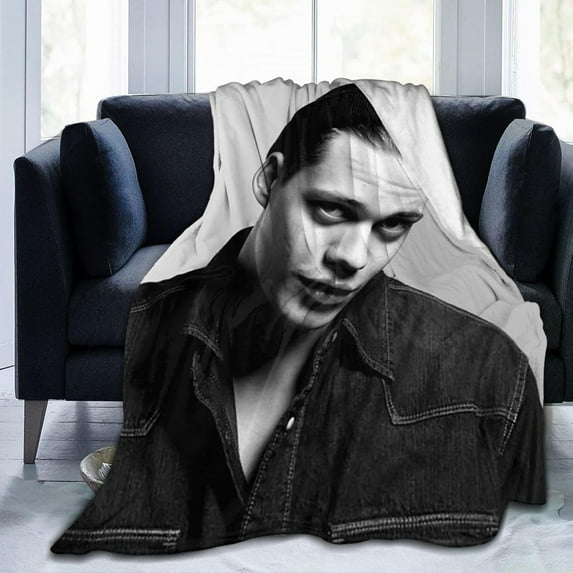 Bill Skarsgard Blanket Anti-pilling Throw Blanket Plush Blanket Lightweight & Ultra-soft, Warm & Comfy Flannel Fleece Blanket for Couch, Bed, Sofa, 40x50