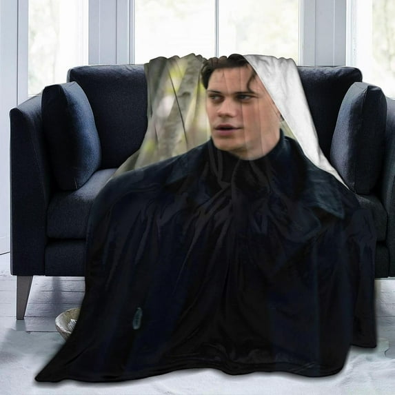 Bill Skarsgard Fleece Blanket for Couch - Throw Blanket Lightweight Bill Skarsgard Merch Super Soft Cozy Luxury Bed Blanket Microfiber and Throws for Sofa