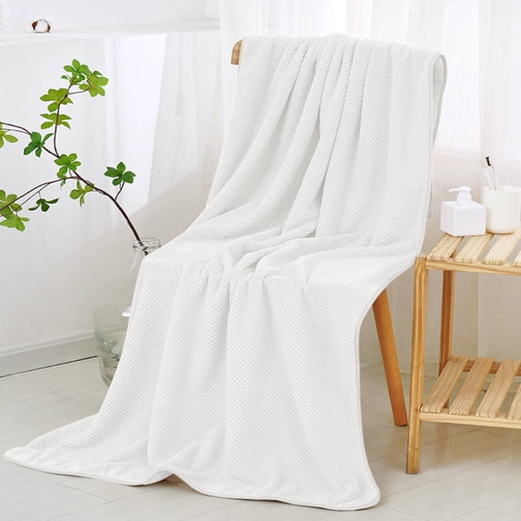 Bilqis Soft Coral Velvet, Extra Large Bath Towel, Bath Towel Highly Absorbent, for Shower Beach Winter Salon Sport Gym Party
