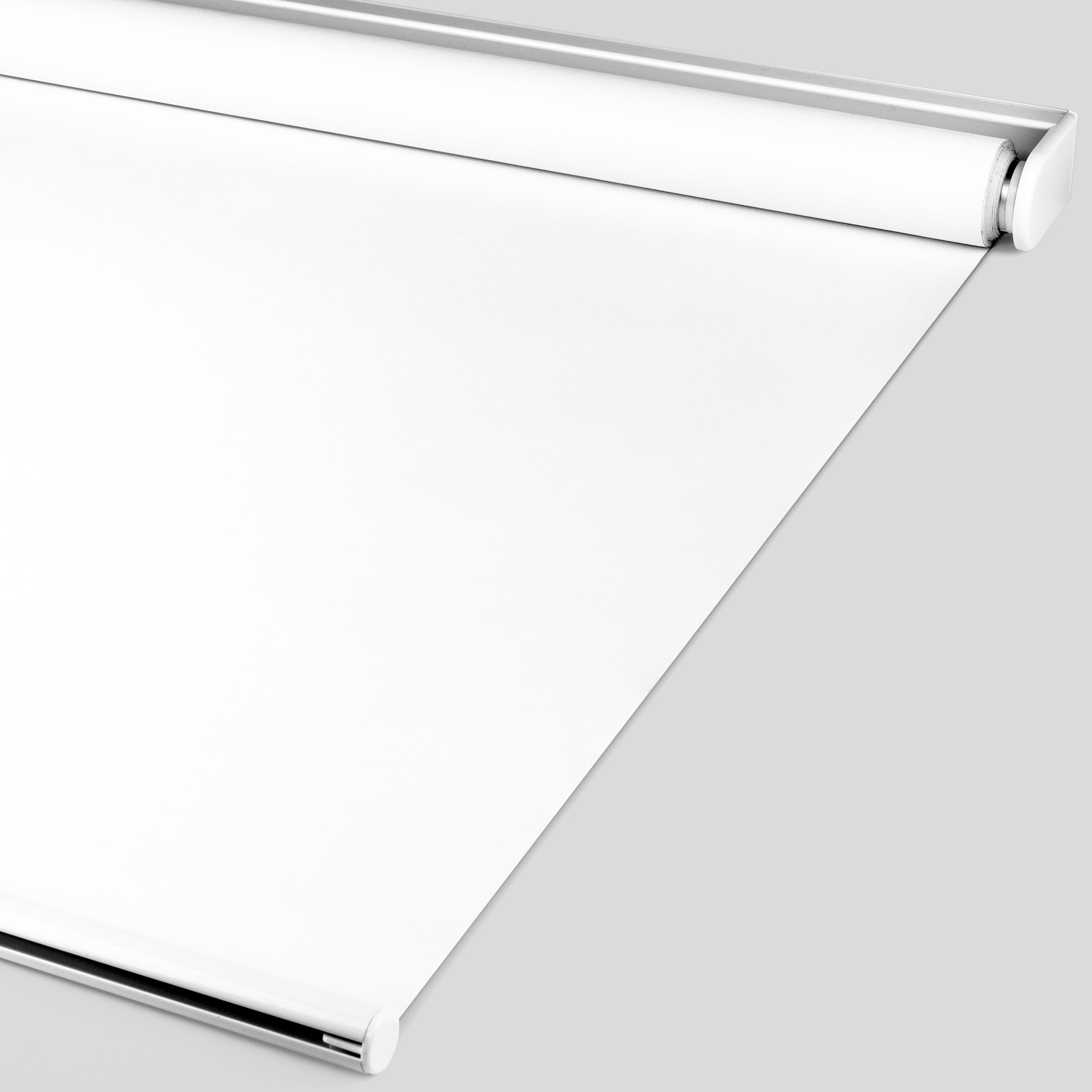 Biltek 100 Blackout Roller Shade, Window Blind with Thermal Insulated