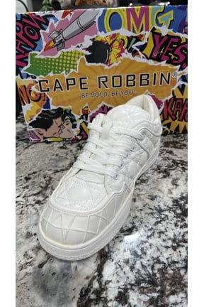 Biola Sneaker Cape Robbin White size 7 For women