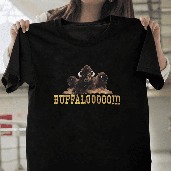 Bison Gold Casino Slot Machine Classic Gaming Wager Design Unisex T-Shirt, for men & women, up to size 5XL.