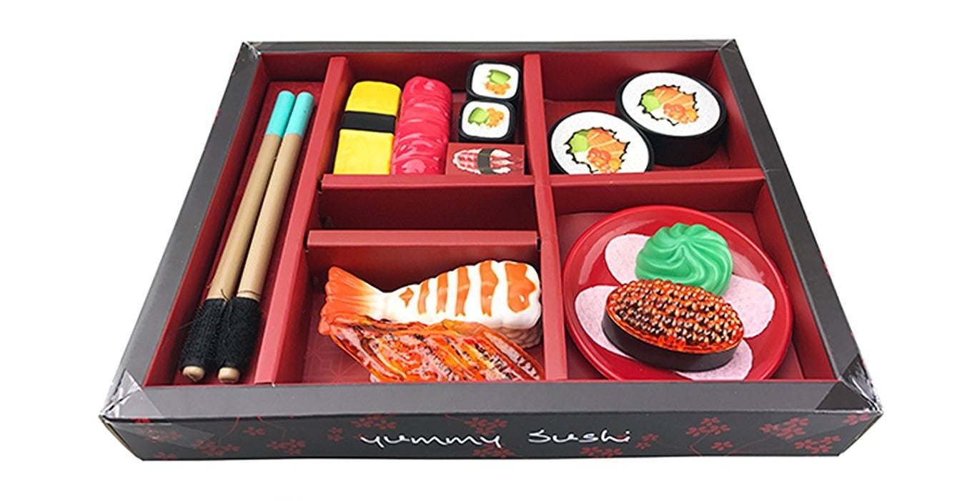 Bisontec Sushi Dinner Bento Box, Detailed Plastic, 21-piece Cutting Food Set 21 Count