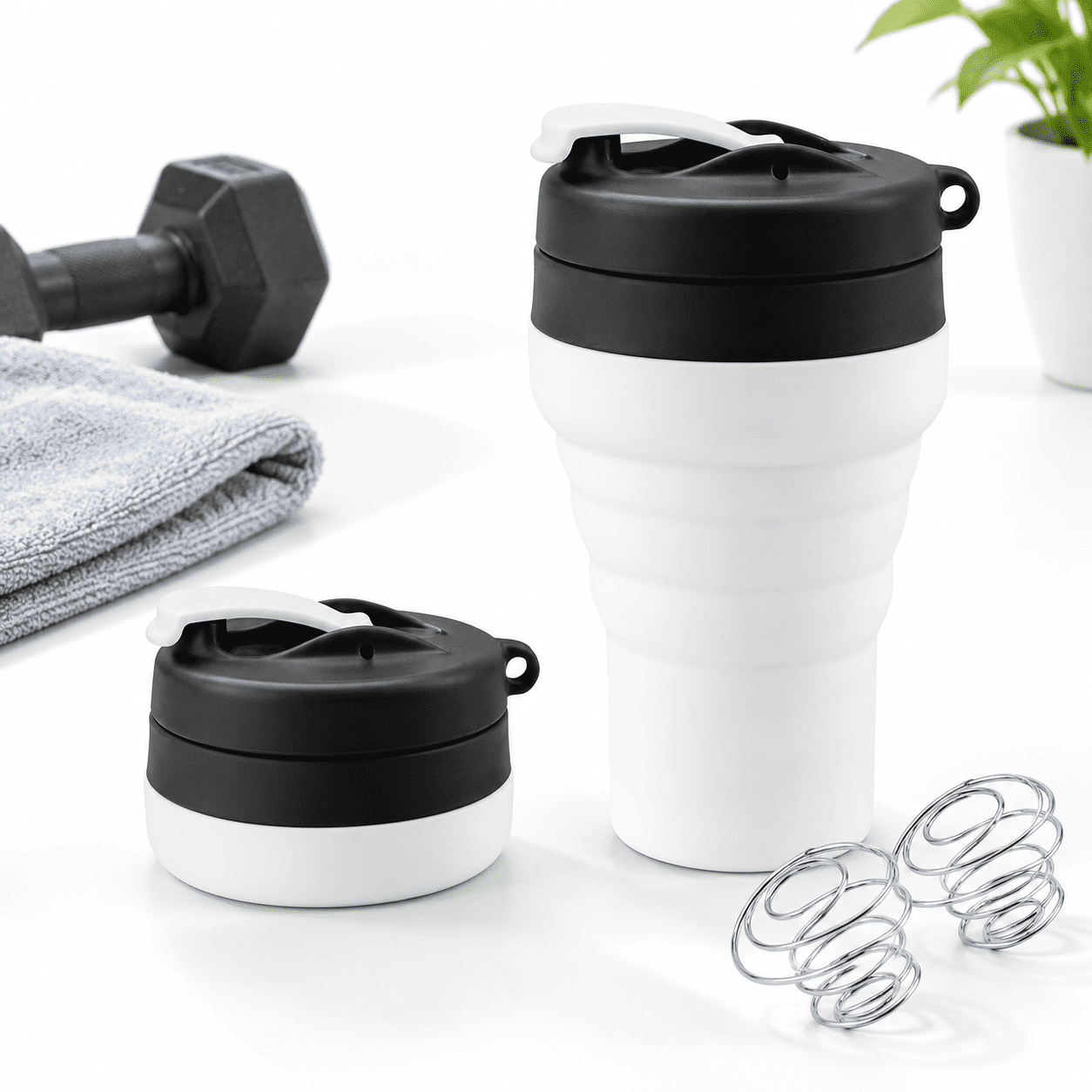 Black 1 600ml/20oz Collapsible Silicone Protein Shaker Bottle for Gym ...