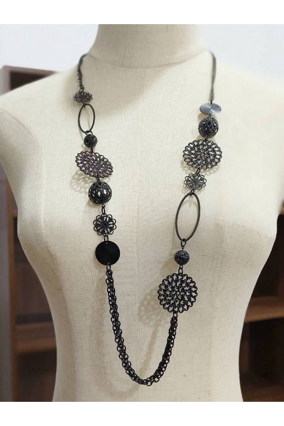 Black Bohemian Long Statement Necklace With Hollow Floral And Beaded Elements Chain Design