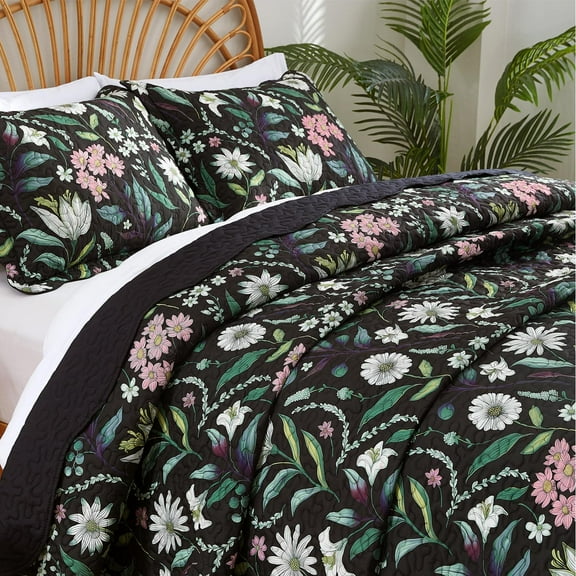 Black Botanical Floral Quilt Set for Queen Size - 3-Piece Bedding Set with Pillow Shams, Lightweight and Soft for All Seasons