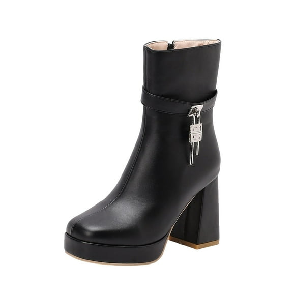 Black Casual Boots With Lock Design And Platform Sole For A Comfortable And Stylish Statement In Fall Winter
