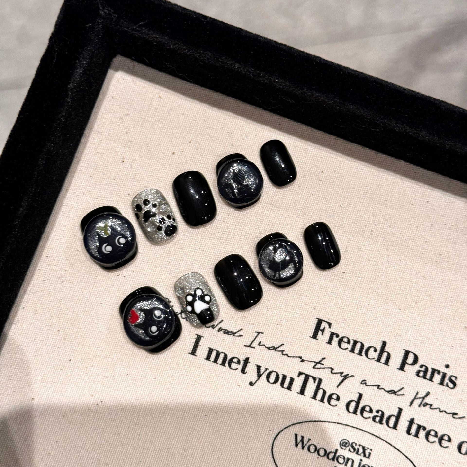 [Black Cat Forest] Glass Bead Cat Eye Pure Handmade Nail Wear Cute Cat ...