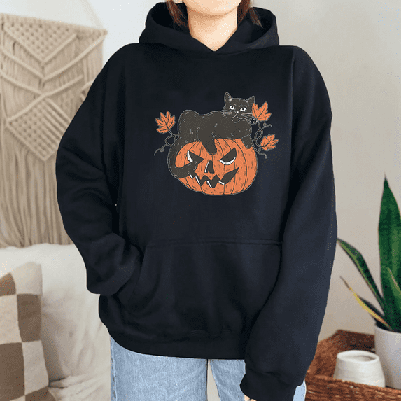 Black Cat on Pumpkin Casual Long Sleeve Tops Cute Halloween Cat Lovers Print Hoodies Funny Design Graphic Tees for Daily Outfits Cotton Sweatshirts Black,M