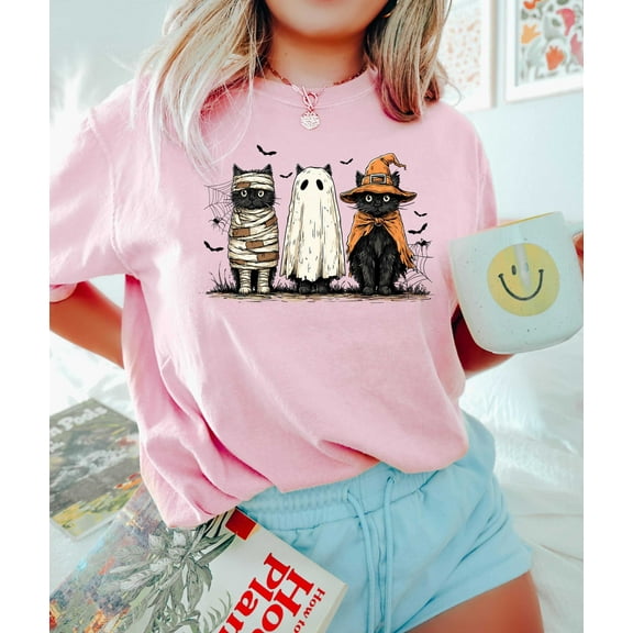 Black Cat Pumpkin Sweatshirt, Ghots Cat Shirt, Retro halloween T Shirt, Gothic Halloween Cat Mama Shirt, Autumn Black Cat Sweatshirt