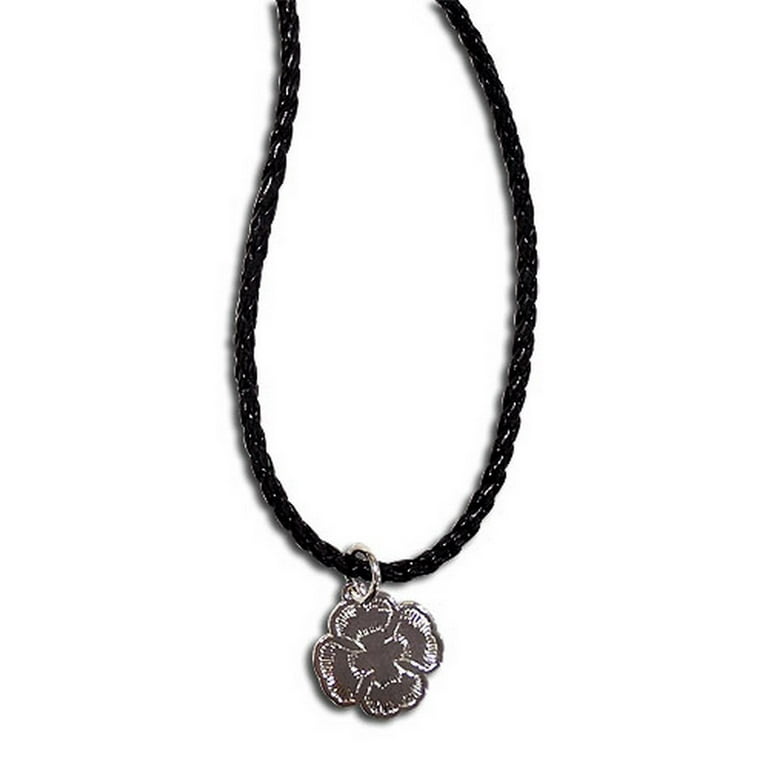 5 leaf outlet clover pendant