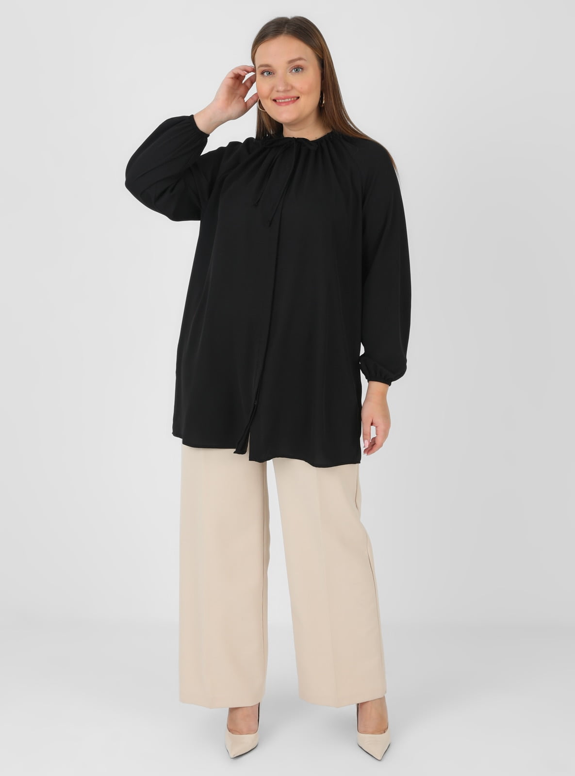 Black Crew neck Plus Size Blouse Alia
