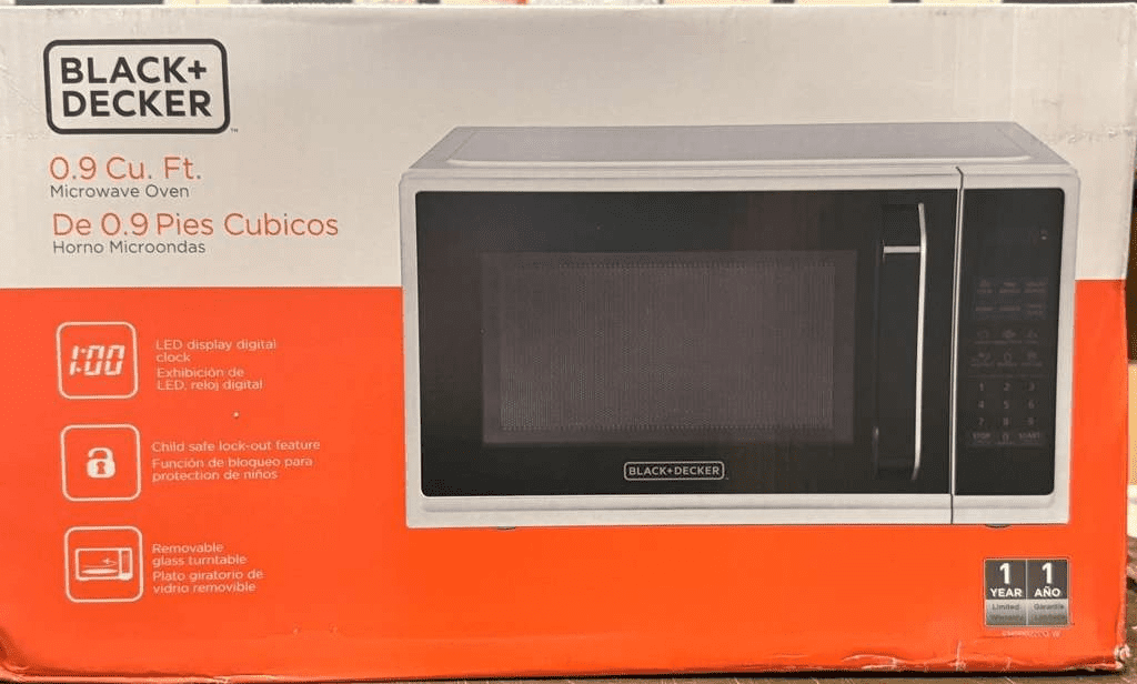 Black+Decker 0.9 Cu.Ft. LED display 900w Digital Microwave White