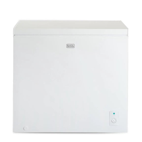 BLACK+DECKERBCFK706 7 cu. Ft. Manual Defrost Chest Freezer - White