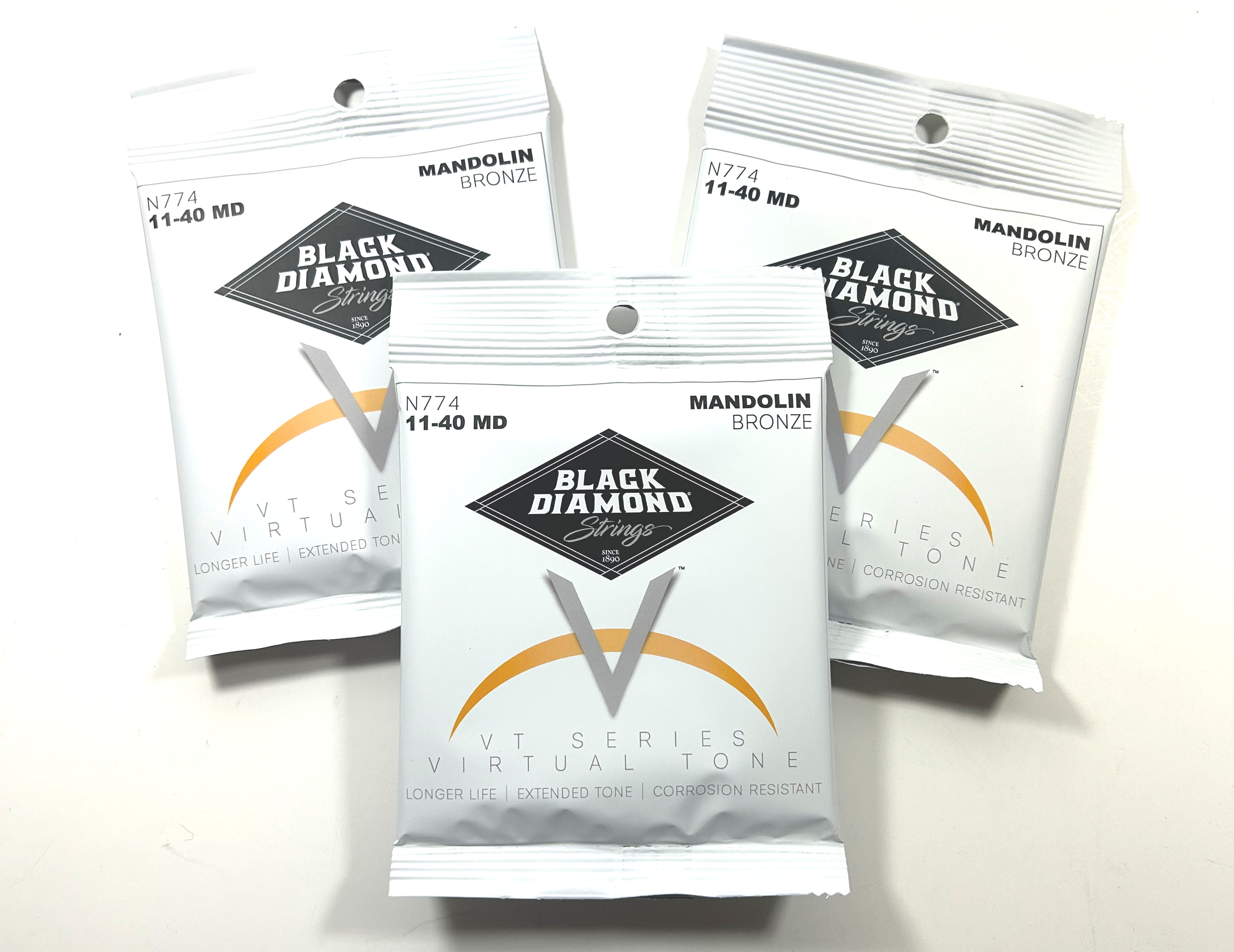 Black Diamond Mandolin Strings 3-Packs Phosphor Bronze Loop End .011-.040