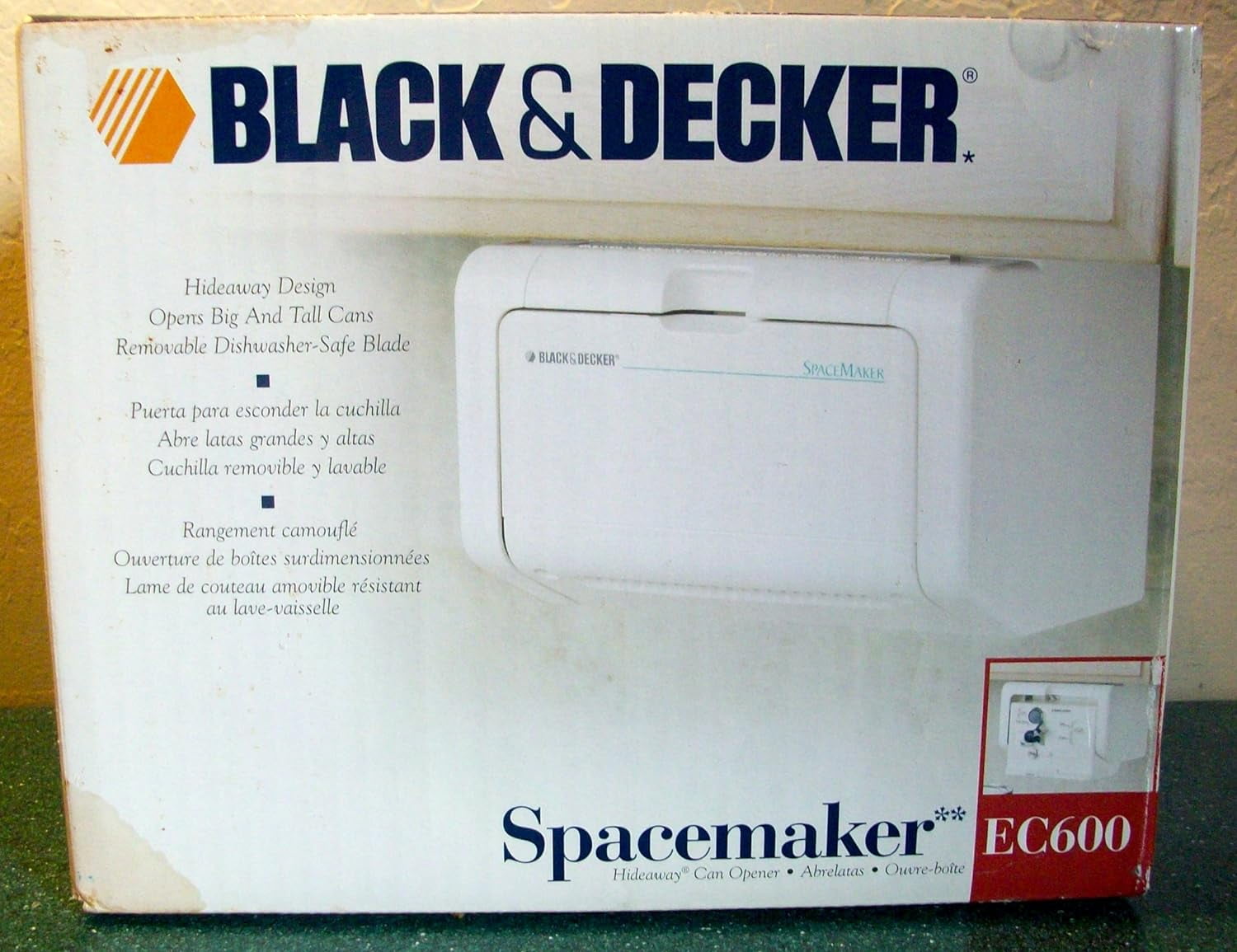 Black & EC600 Spacemaker UnderCounter Can Opener