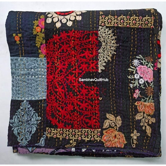 Black Embrodiery Beautiful Handmade Vintage Silk Sari Jari Patchwork Khambhadiya Kantha Quilting Kantha Quilt Reversible Bed Cover Assoted Kantha Quilt Throw Blanket / Twin/Queen/King