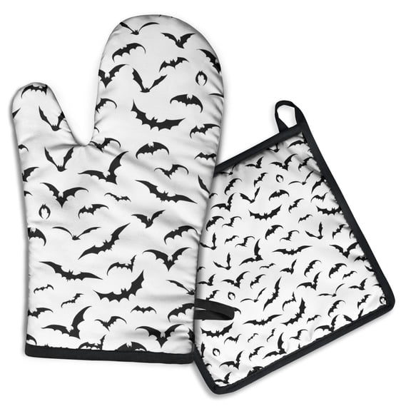 Black Halloween Bats Kitchen Oven Mitt and Pot Holder Sets 2 Pcs for Baking, Cooking and Grilling, Heat Resistant Up To 392 °F