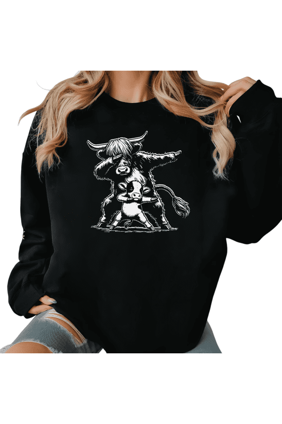 Black Highland Cow And Baby Cow Dab Dance Print Sweatshirt Graphic Sweatshirt Funny Farm Meme Shirts For Women Men Casual Daily Tops S-3XL