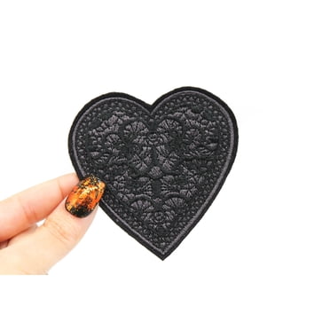 10 Pcs Red Heart Embroidery Iron On Patch Sewing Badge Bag Cloth Applique Decor