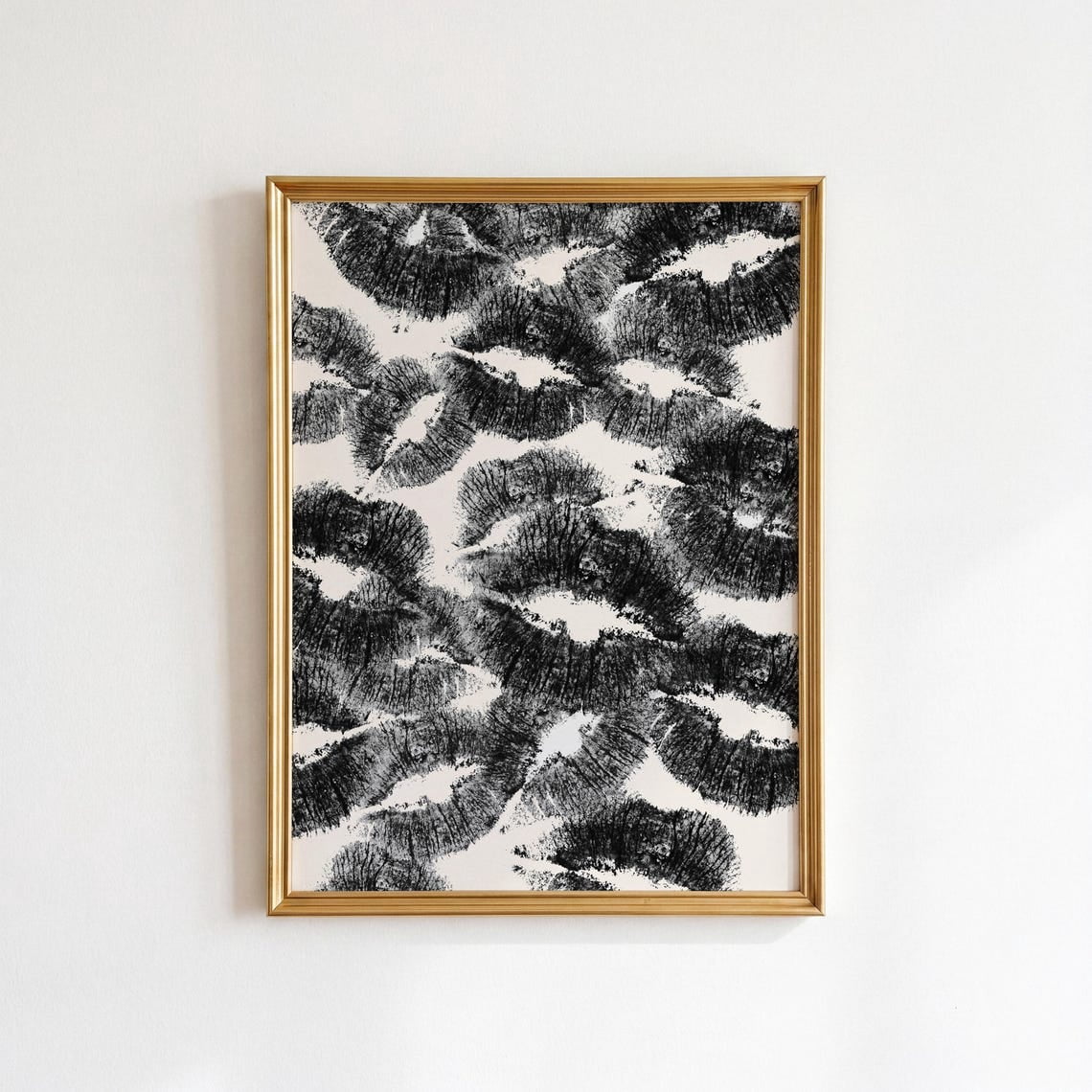 Black Lips Funky Neutral Fashion Poster, Apartment, Girly, Fashion ...