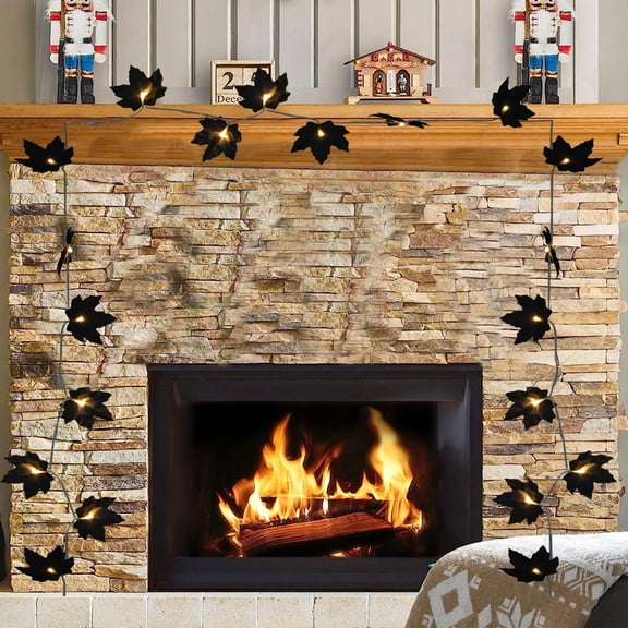 Black Maple Leaf String Lights, 118.11in 20 LED Battery Operated Halloween Garland, Gothic Fall Decor for Indoor Outdoor Halloween Party