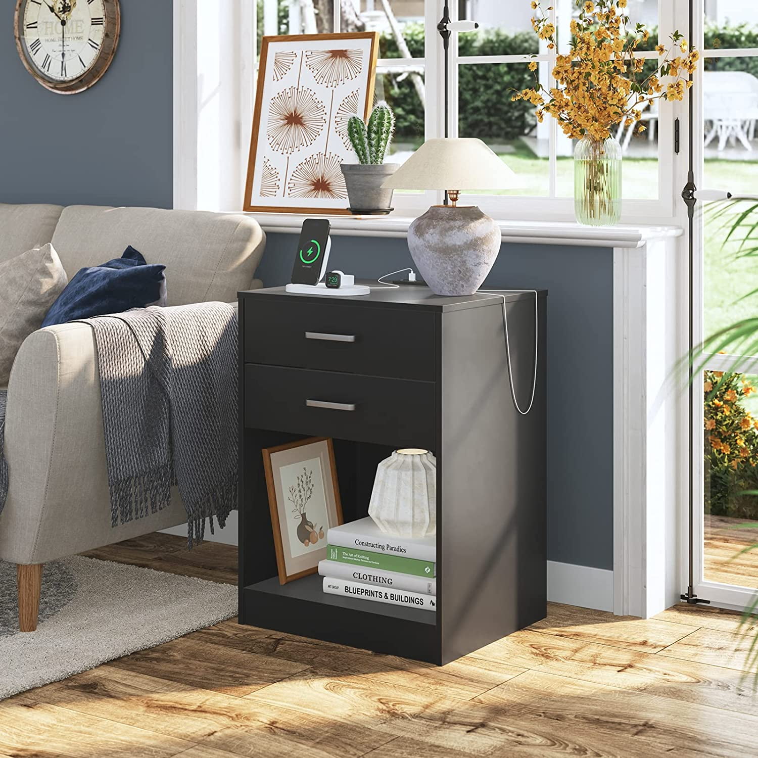 Black Night Stand with USB Port Sliding Drawer,Classic Nightstands