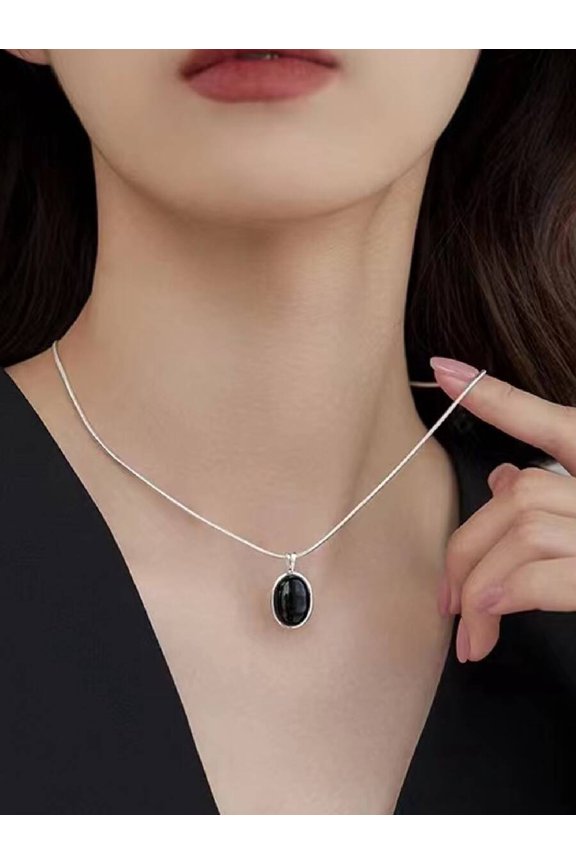 Black Onyx Pendant Necklace In Silvertone Titanium Steel