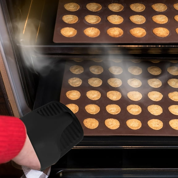 Black Oven Mitts,Silicone Oven Mitts Heat Resistant,Silicone Potholders for Kitchen,Mini Rubber Oven Glove Kitchen Mittens,Cute Cooking Mitts(Black,1PCS)