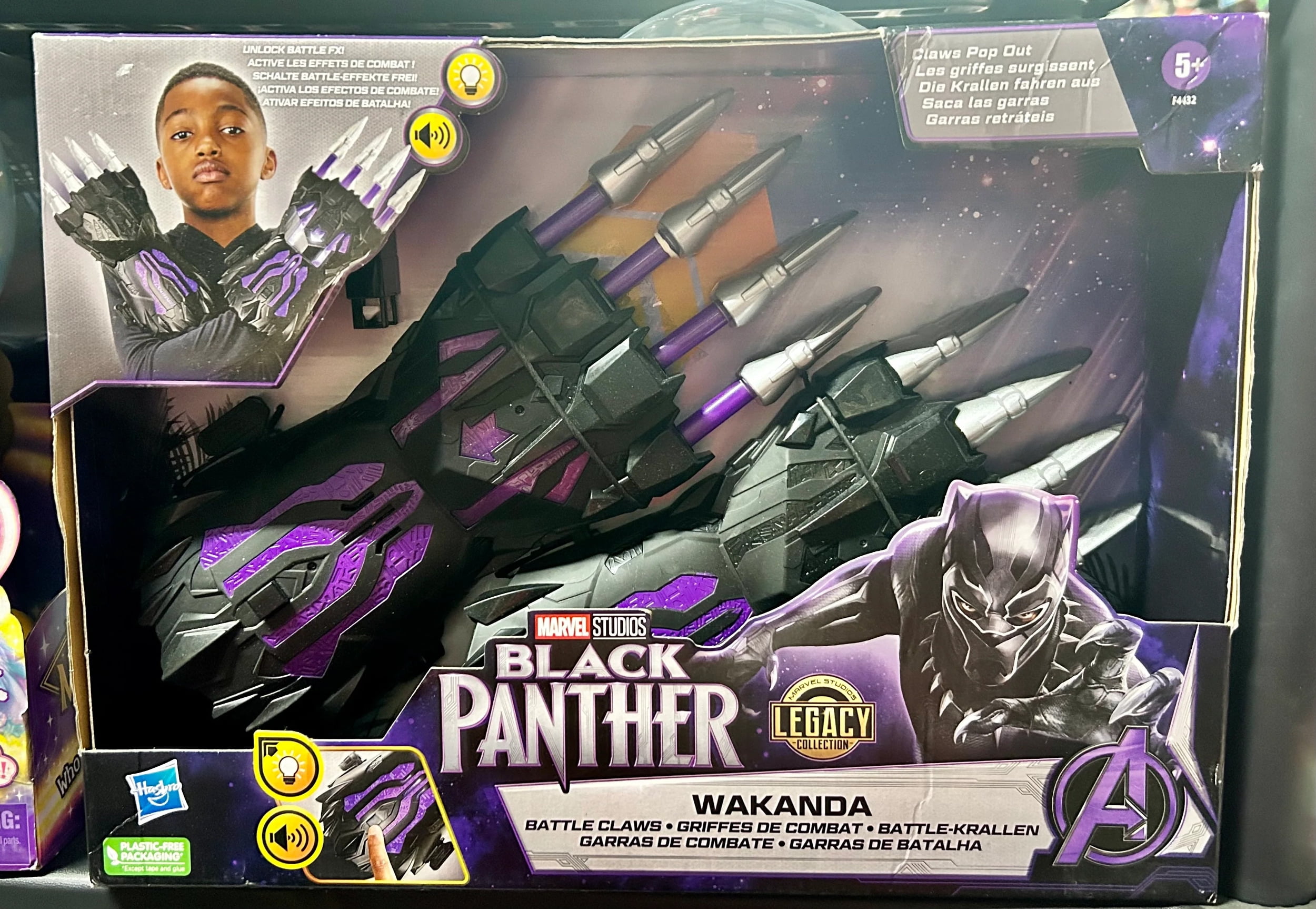 Marvel Black Panther Slash Claw Legacy Collection Retractable Toy Brand New