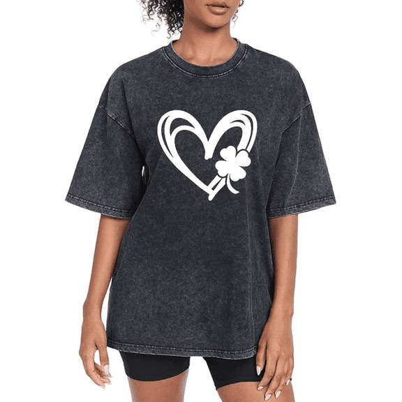 Black Print Tshirt St Patricks Day Graphic Tees White Twisted Heart Four Leaf Clover Pattern Shirts Trendy Loose Fit Daily Tops S-2XL