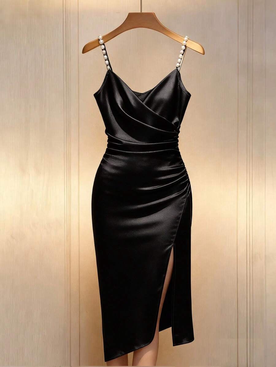 crossover bodycon dress Black Satin With Pearl-Embellished Spaghetti Straps, Neckline, Ruched Waist And Side Slit Photo by Hürrem Sultan flashsale25 Size:UK 18- US 14 it creates a striking