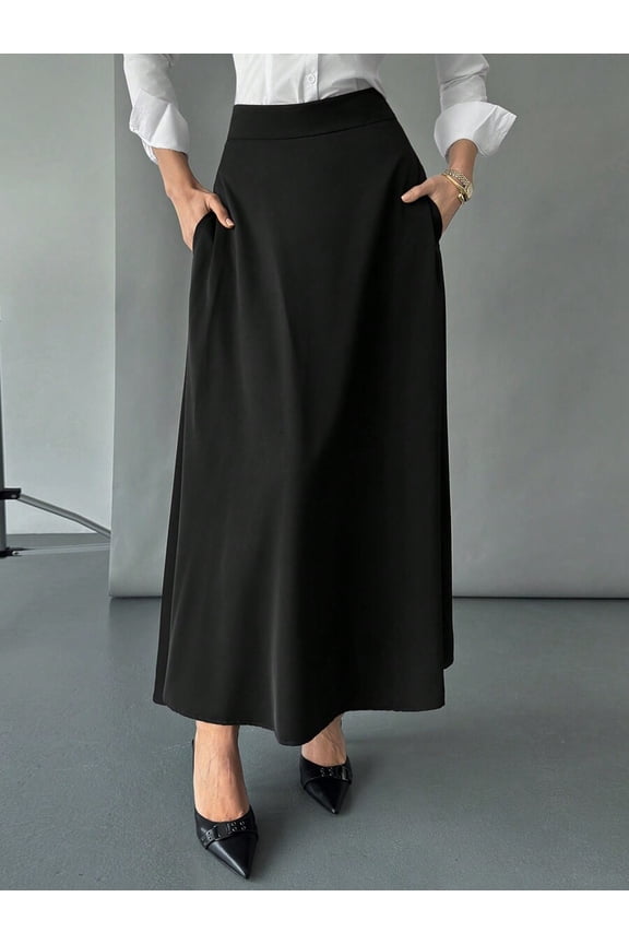 Black Solid High-Waist Flowing Maxi Skirt With Side Pockets