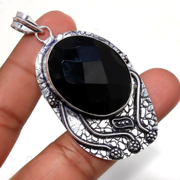 Black Spinel Oval Shape Gemstone Handmade Ethnic Pendant Jewelry 2.70" SA 151