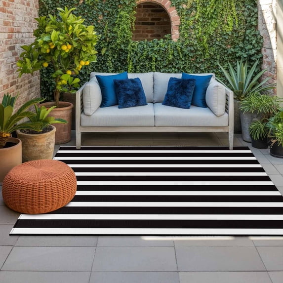Black Striped Indoor Outdoor Rugs 5x7 Ft, Black and White Stripes Outdoor Patio Rugs Mat Washable Outside Area Rugs Carpet for Porch Deck RV Camping Pool Balcony Backyard
