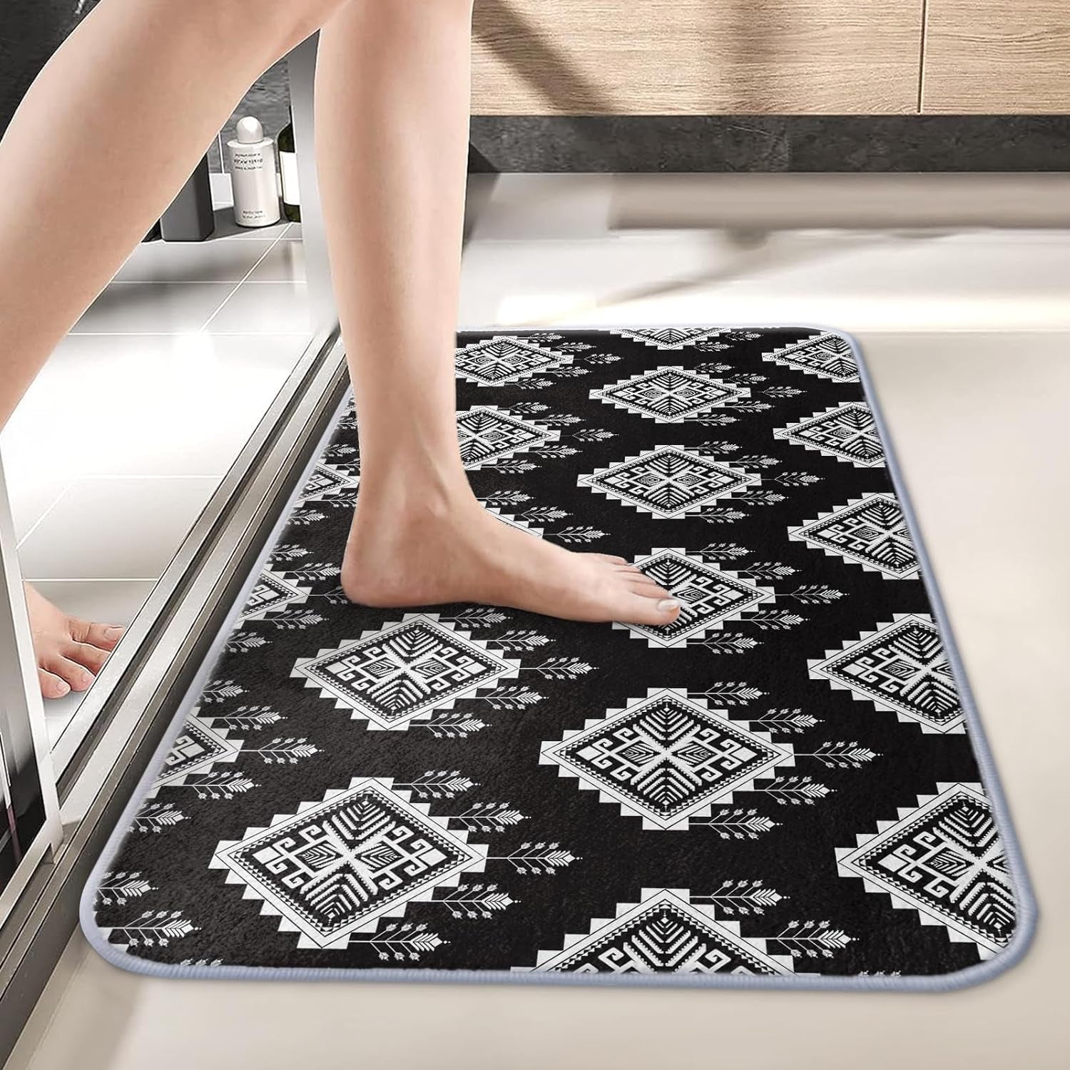 Black Western Tribal Bath Mat, Imitation Cashmere Bathroom Rug 17 * 30