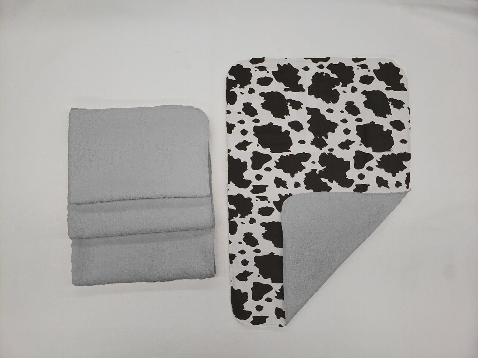 Black & White Cow Spots Hand Towels (Set of 4) (Towel Color: Gray)