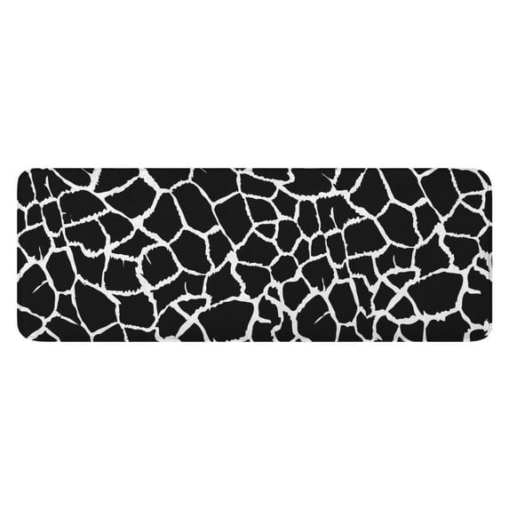 Black and White Giraffe Pattern Kitchen Rug Mat,Kitchen Runner Rugs Non Skid Washable,Decorative Kitchen Floor Mats for Kitchen,Sink,Laundry,17"x47.2"