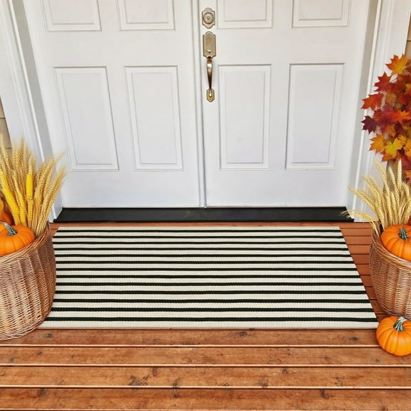 Black and White Striped Outdoor Rug, Small Cotton Front Porch Rug Washable Front Door Mat Outside Entrance, Woven Reversible Welcome Mat Modern Outdoor Entry Layering Rug for Bathroom