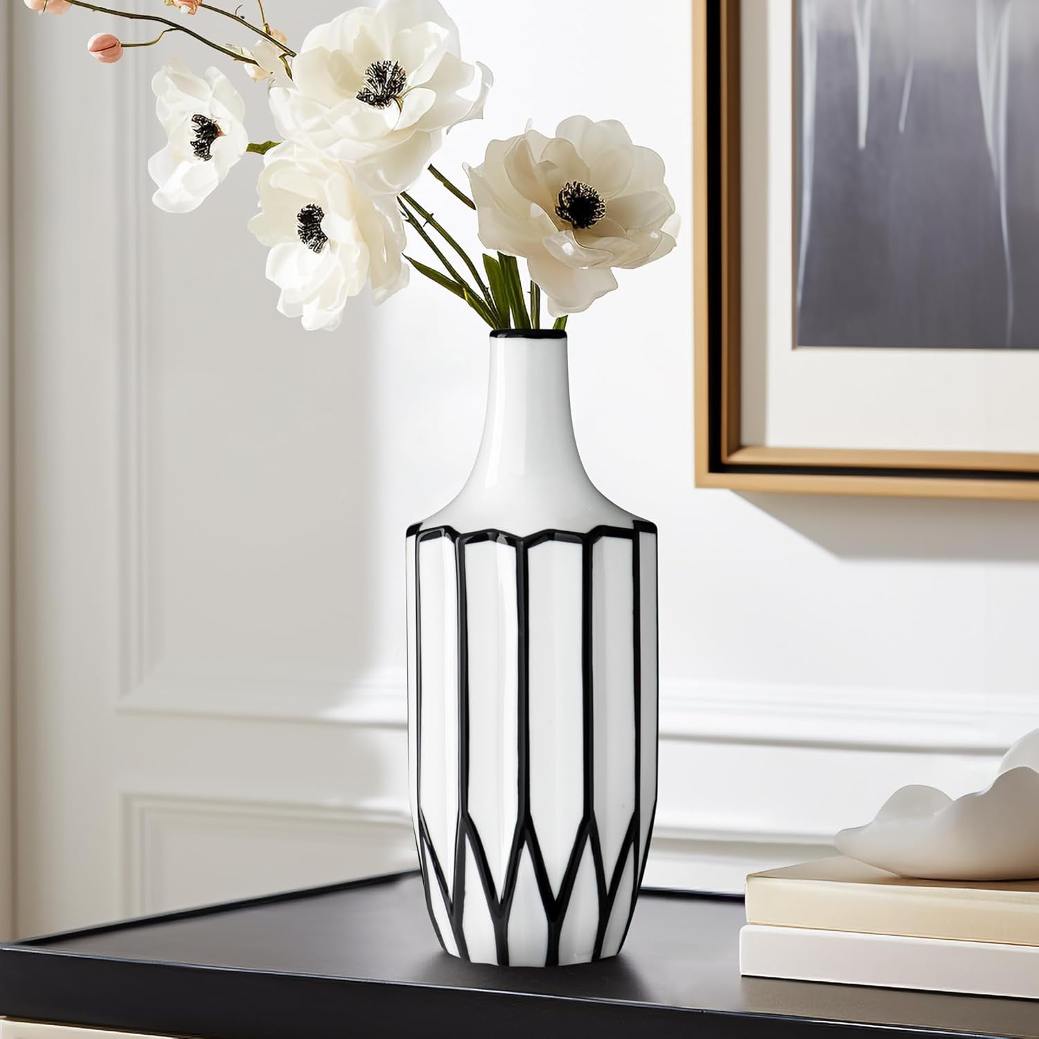 Black And White Flower Vase Black And White Flower Vase