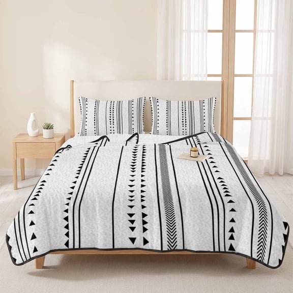 Black White Stripes Triangles Boho Style 3 Pieces Quilt Set,1 Quilt with 2 Shams,Geometric Abstract Art Bedspread Soft Lightweight Bedding Coverlet Comforter Set for All Season 96"x106"