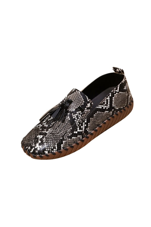Black Womens Fashion Loafers With Flat Sole And Tassel Detail Soft Comfortable In Black For Spring And Summer Season