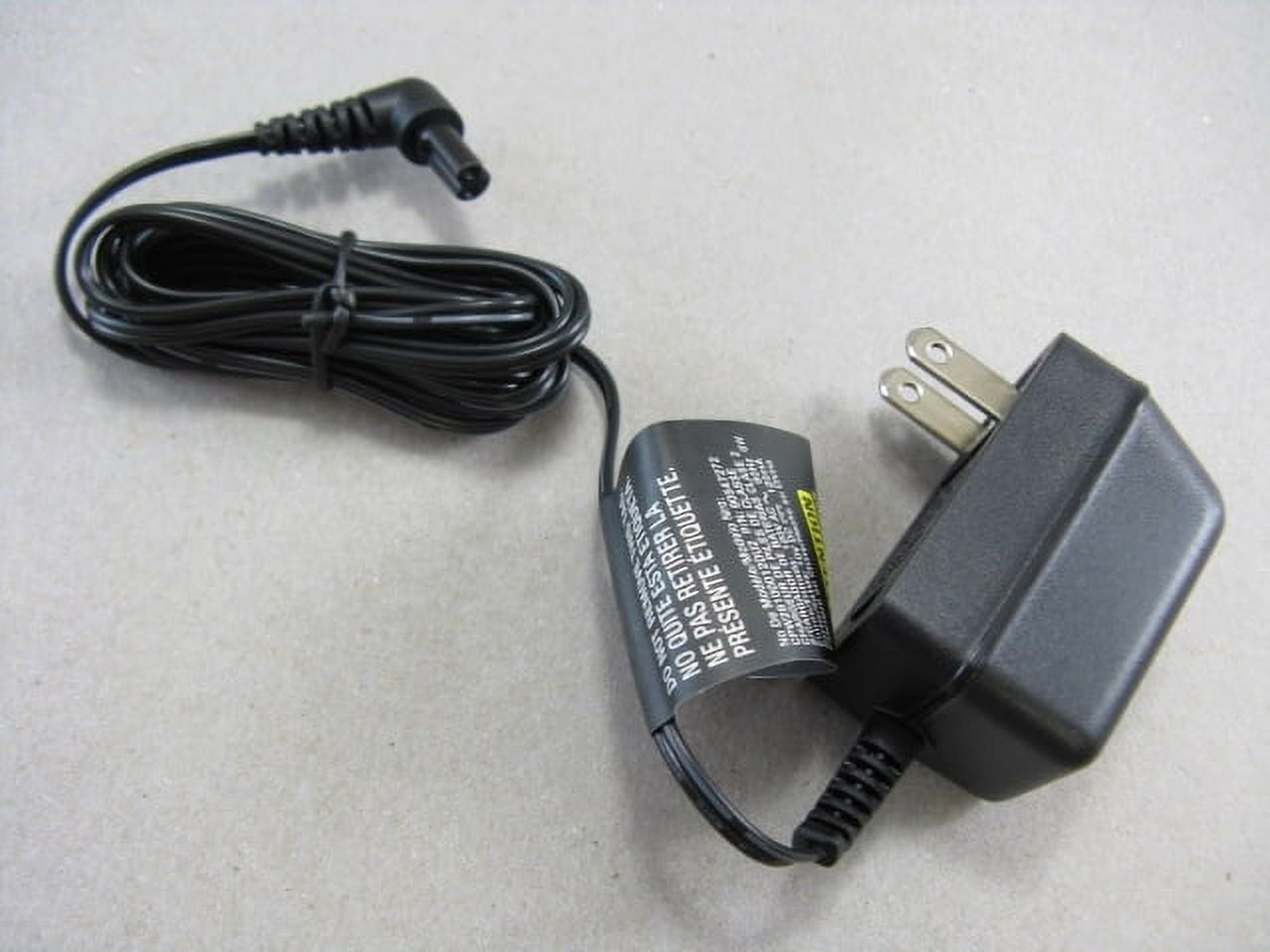 Black and Decker LPS7000 / LDX172C Replacement 7.2V Charger # 90593304