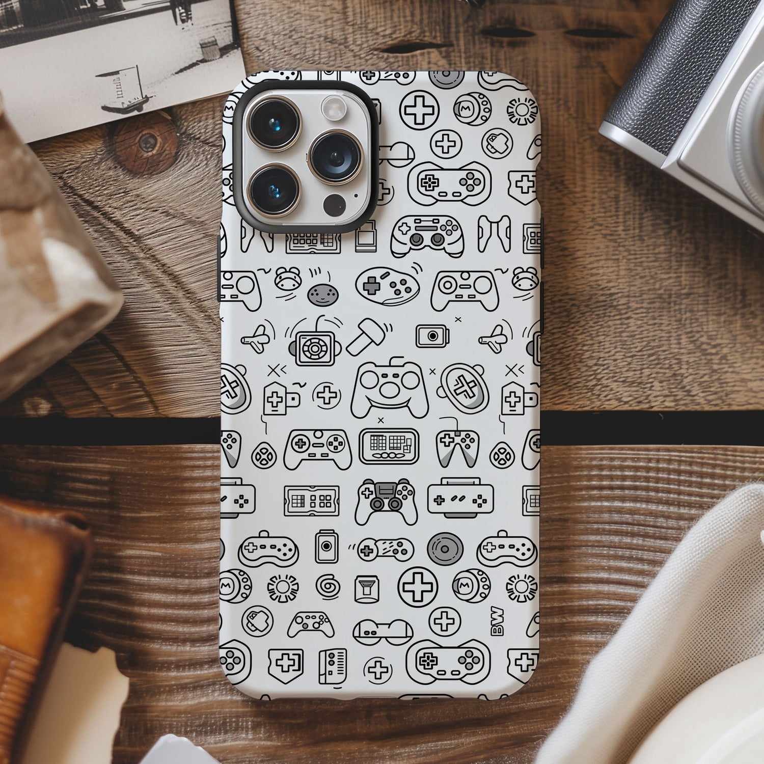 Black and White Video Game Controller Icon Tough Case for Apple iPhone ...