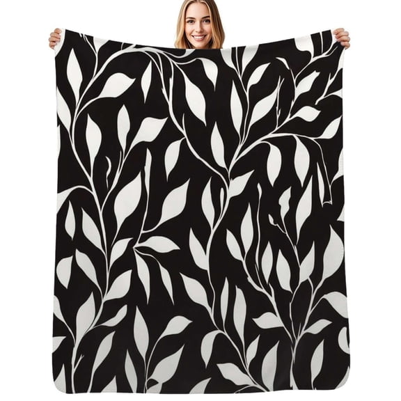 Black white leafy floral pattern Flannel Blanket Warm Soft Bedding Throws Winter Camping Chair Sofa Bed